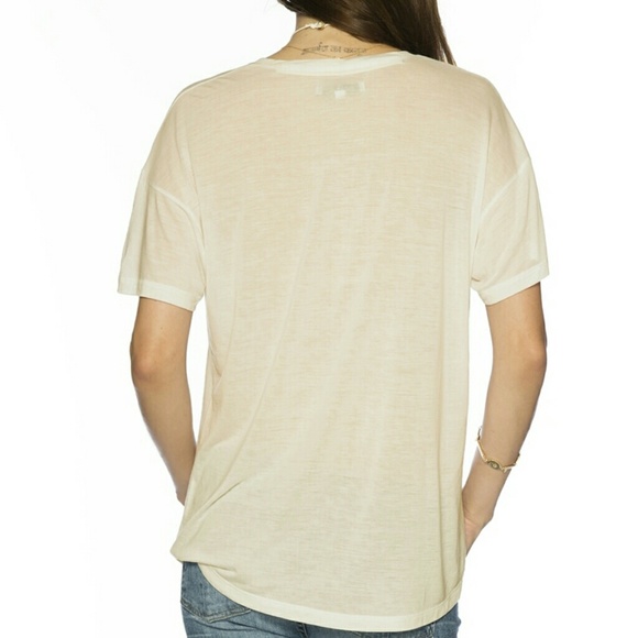 - Peace Love World "loveable" SS shirt - Picture 2 of 4